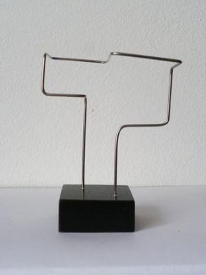 Escultura "Descricin lineal no espacio XXXVI"