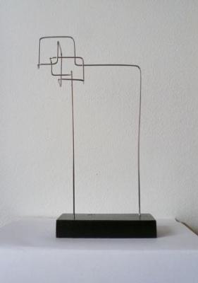 Escultura "Descricin lineal no espacio XXXIX"