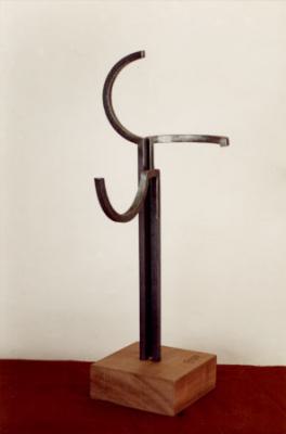 Escultura "Revolta do vento"