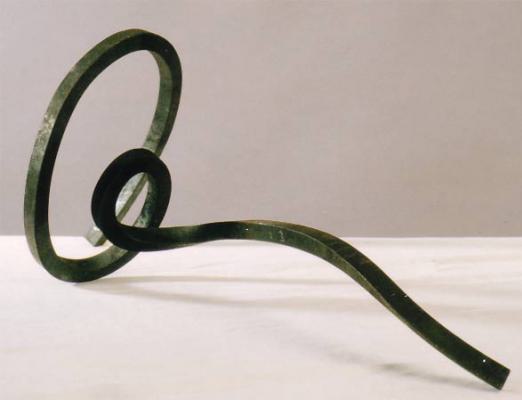 Escultura "Trazo din�mico VII"