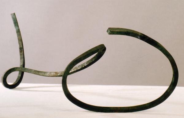 Escultura "Trazo din�mico VIII"