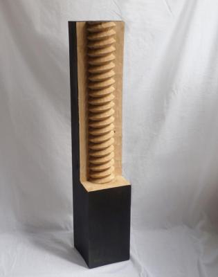 Escultura "Interior exterior"